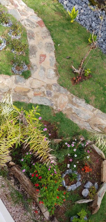فندق Alto Paraíso de Goiásفي  Casal Ostara Begonia المظهر الخارجي الصورة