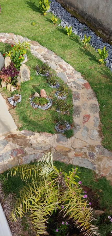 فندق Alto Paraíso de Goiásفي  Casal Ostara Begonia المظهر الخارجي الصورة
